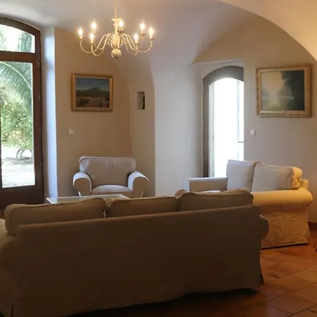Mas Provencale Datant De 1738 Avec Piscine Holiday home Saint-Paul-Trois-Chateaux